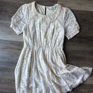 Lace collar cream dress